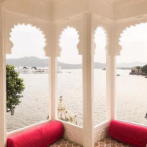 Jagat Niwas Palace